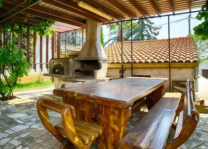 アパート Medena